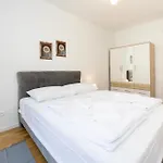 1 Bedroom Amazing In Seget Donji Apartment Trogir