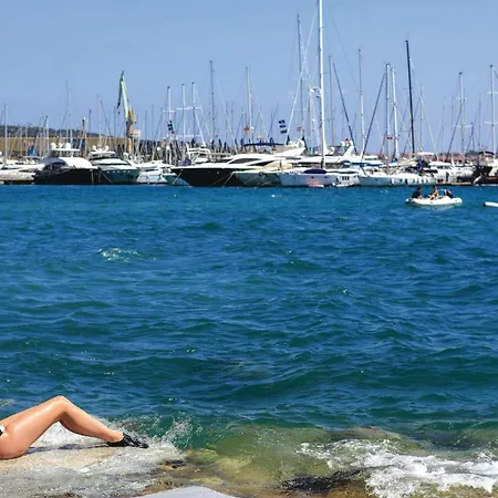 Beautiful In Seget Donji With Wifi