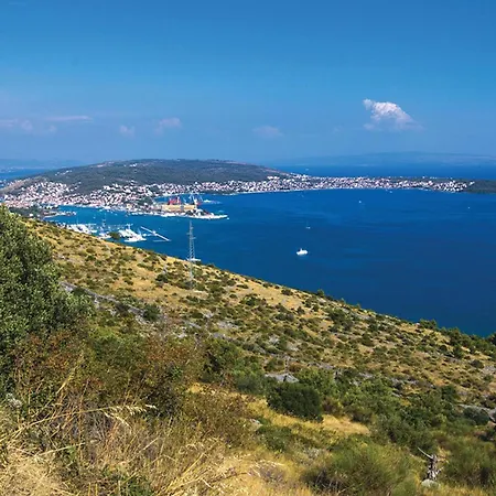 דירה Beautiful In Seget Donji With Wifi *