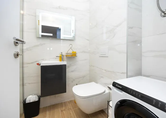 Beautiful In Seget Donji With Wifi *